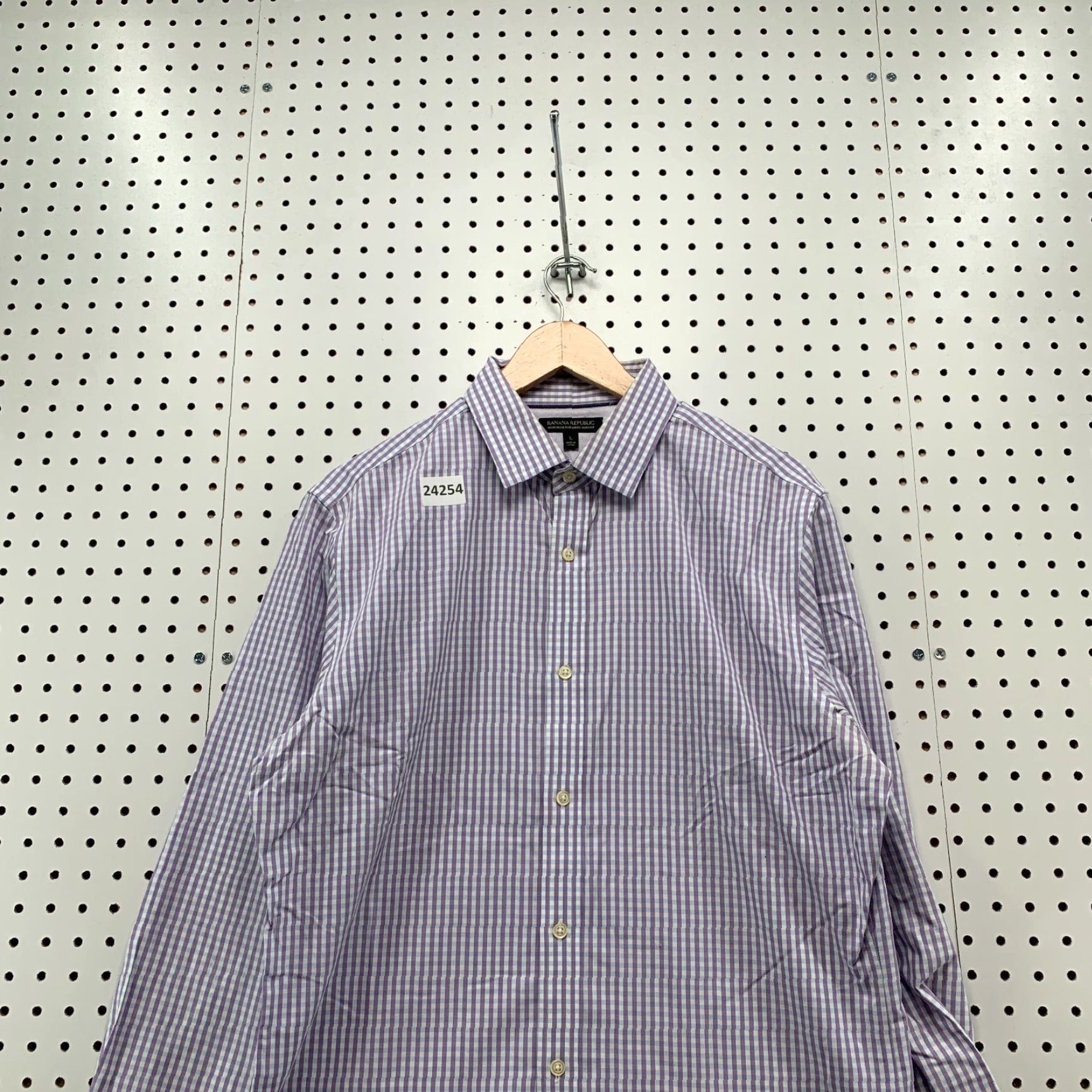 Banana Republic VINTAGE Banana Republic Button-Up Shirt Purple White Check Adult Large Slim Fit 22x31.5 Mens Size US L / EU 52-54 / 3 - 5 Thumbnail