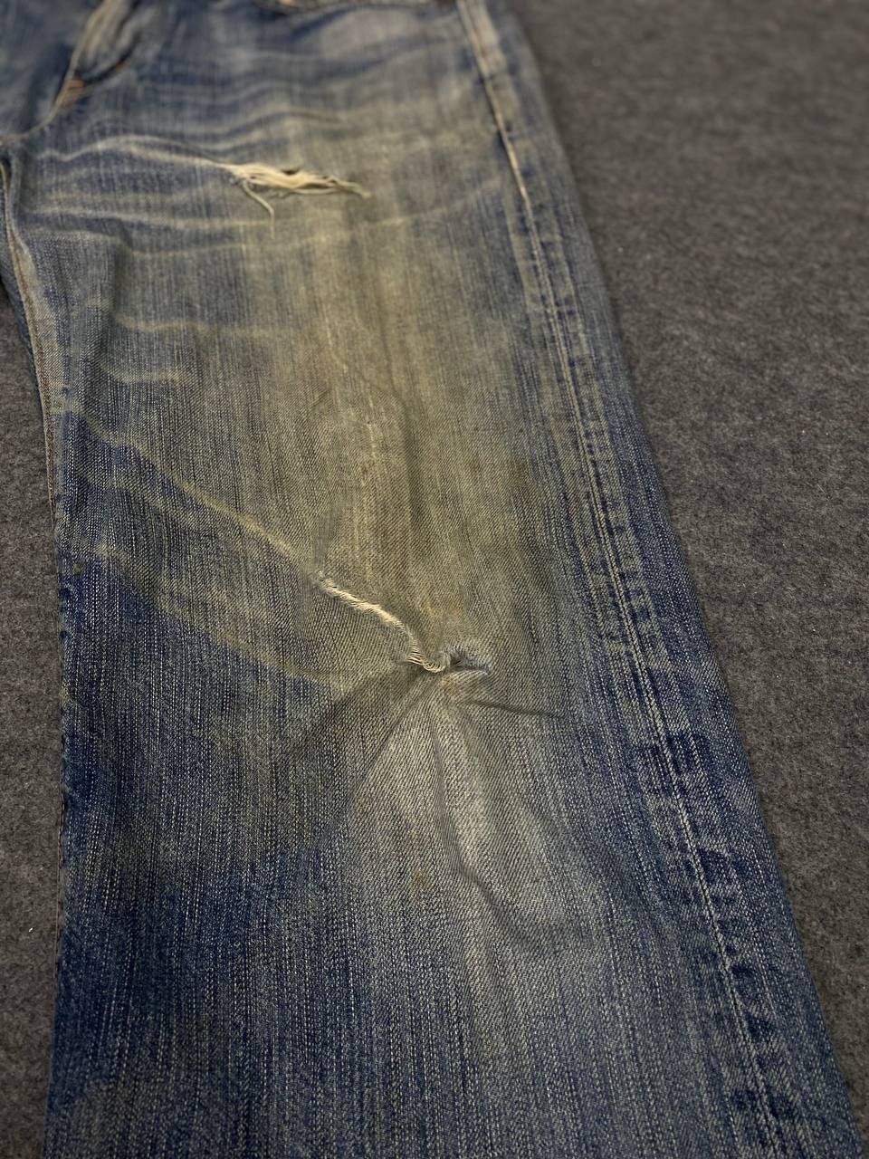 Edwin vintage edwin rebel distressed denim top button missing Size US 33 - 12 Thumbnail