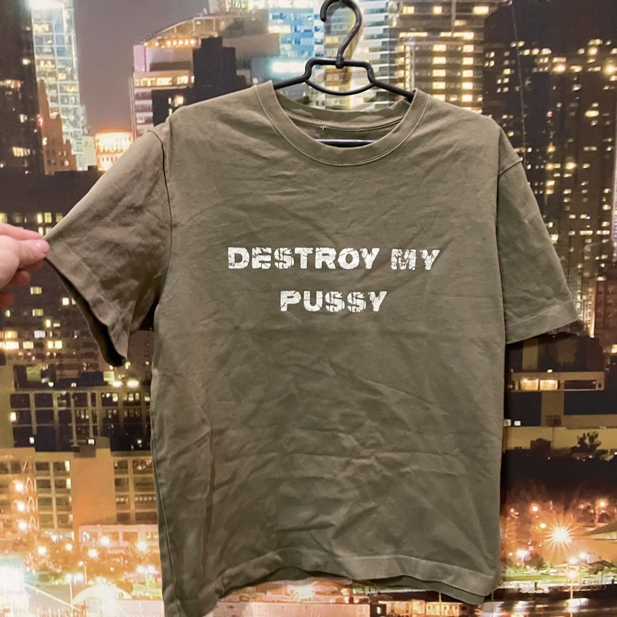Vintage Vintage 90s Graphic Tee Faded Olive Grunge Streetwear Slim L Size US L / EU 52-54 / 3 - 5 Thumbnail