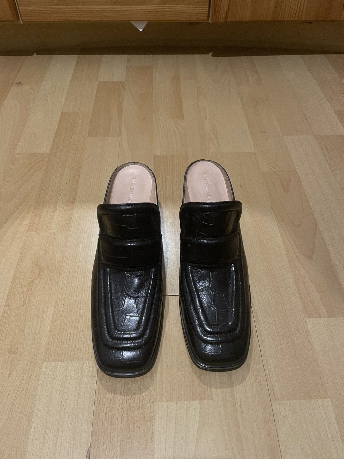 Bottega Veneta Bottega Veneta Croc Mules Size US 11 / IT 41 - 1 Thumbnail