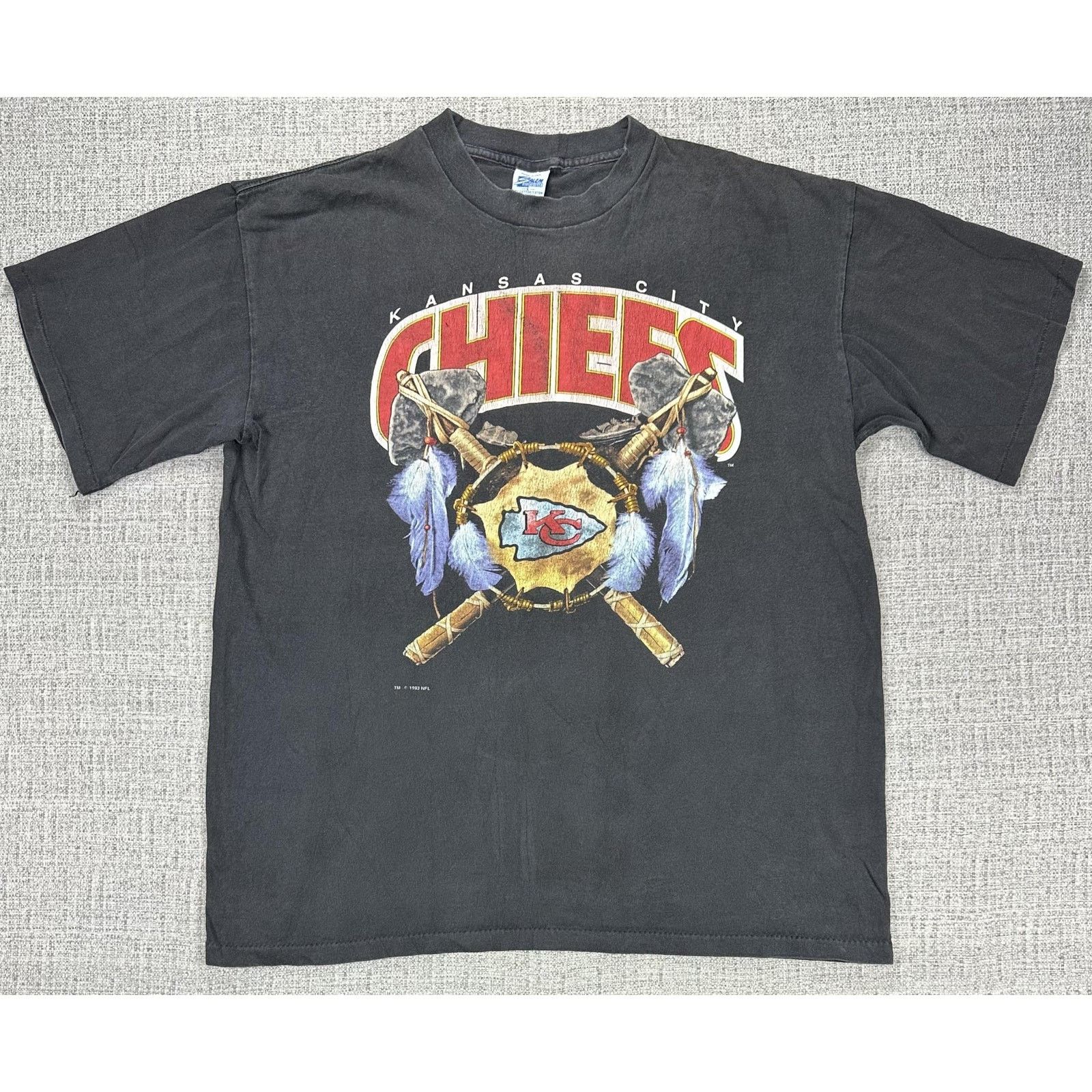 Salem Sportswear Kansas City Chiefs Shirt Sz L NFL Salem Sportswear USA 1993 Size US L / EU 52-54 / 3 - 1 Thumbnail