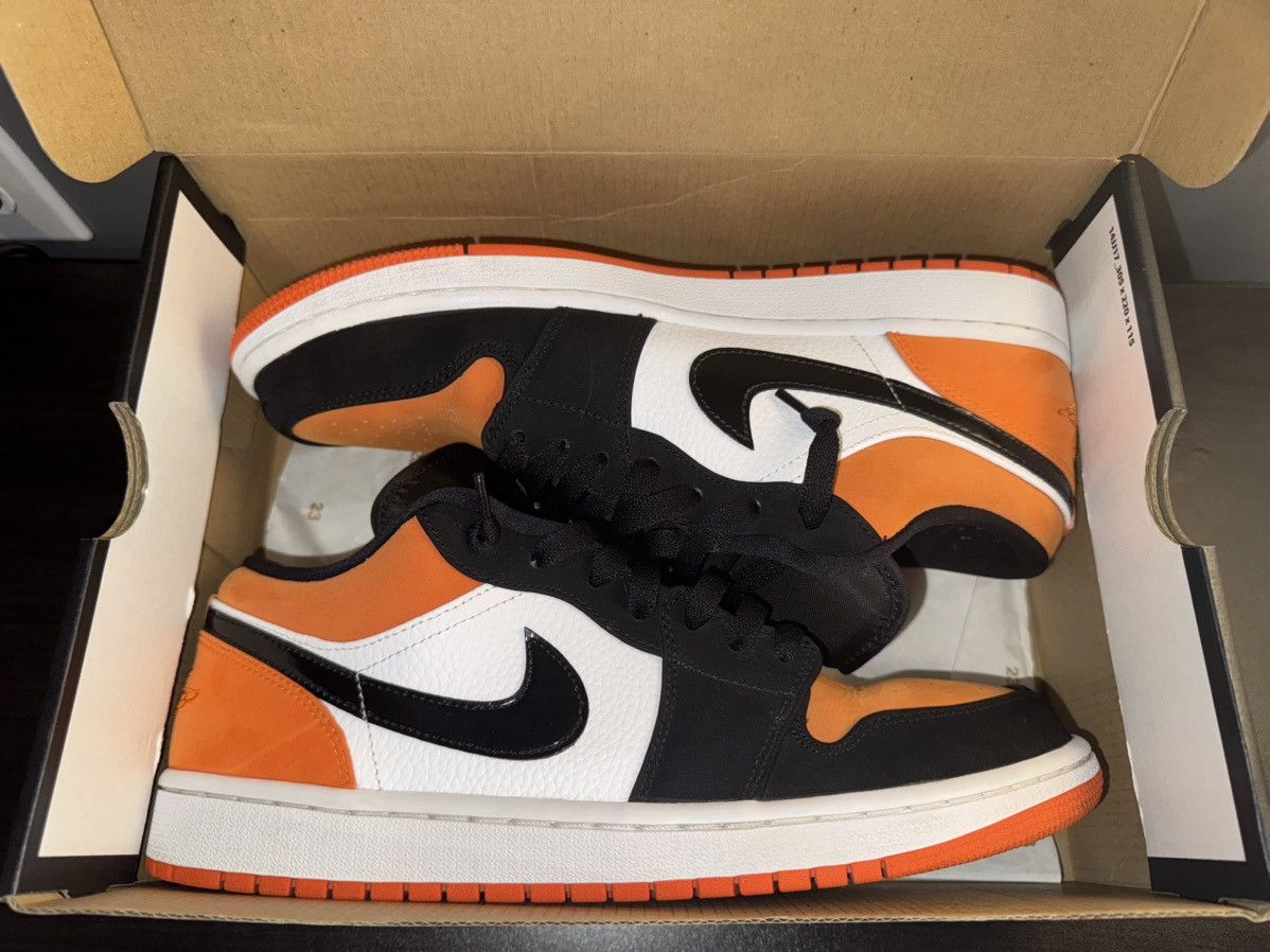 Jordan Brand Air Jordan 1 Low Shattered Backboard Size US 10 / EU 43 - 2 Thumbnail