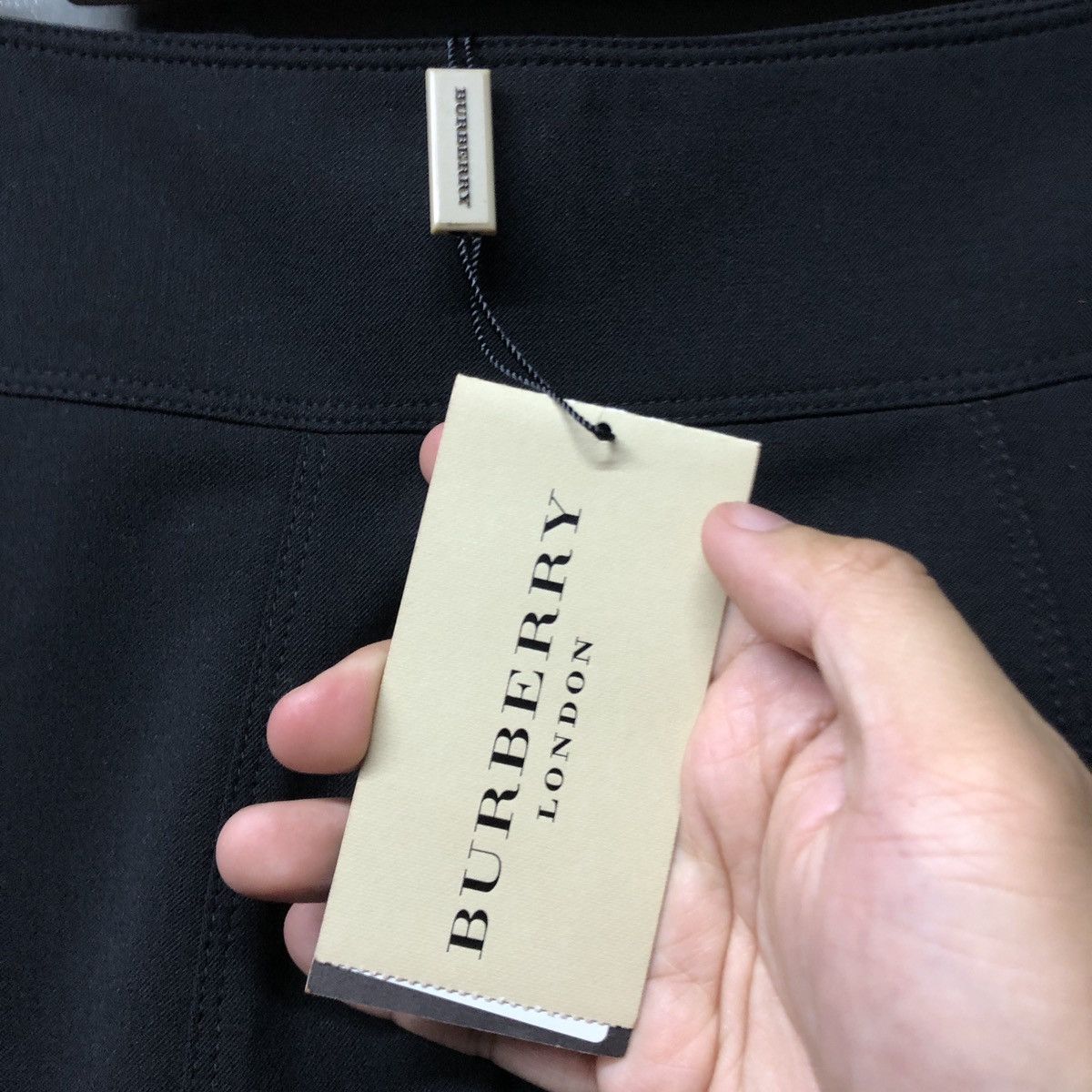 Burberry Burberry Black skirt Size 27" / US 4 / IT 40 - 4 Thumbnail