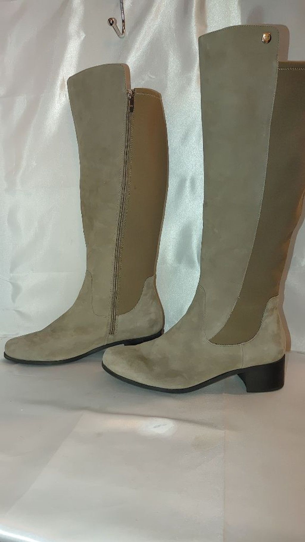 The Unbranded Brand Marc Fisher Incept Suede Boots Size 9.5M Size US 8 / IT 38 - 2 Thumbnail