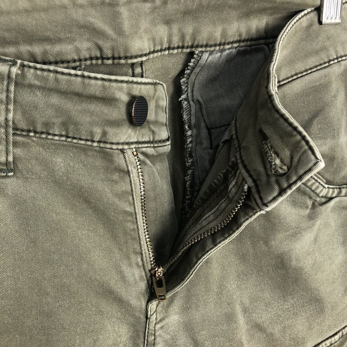 Uniqlo DL Uniqlo Utility tactical Cargo Multipocket Pants #A330 Size US 26 / EU 42 - 15 Thumbnail