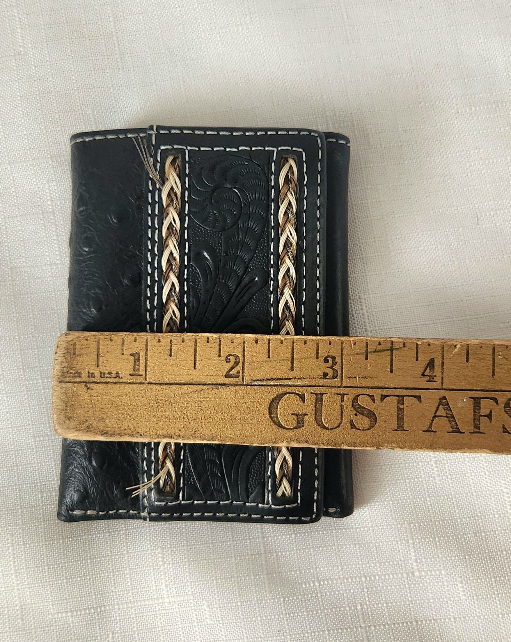 Cody James Cody James Men's stitched tri-fold leather wallet embossed Size ONE SIZE - 9 Thumbnail