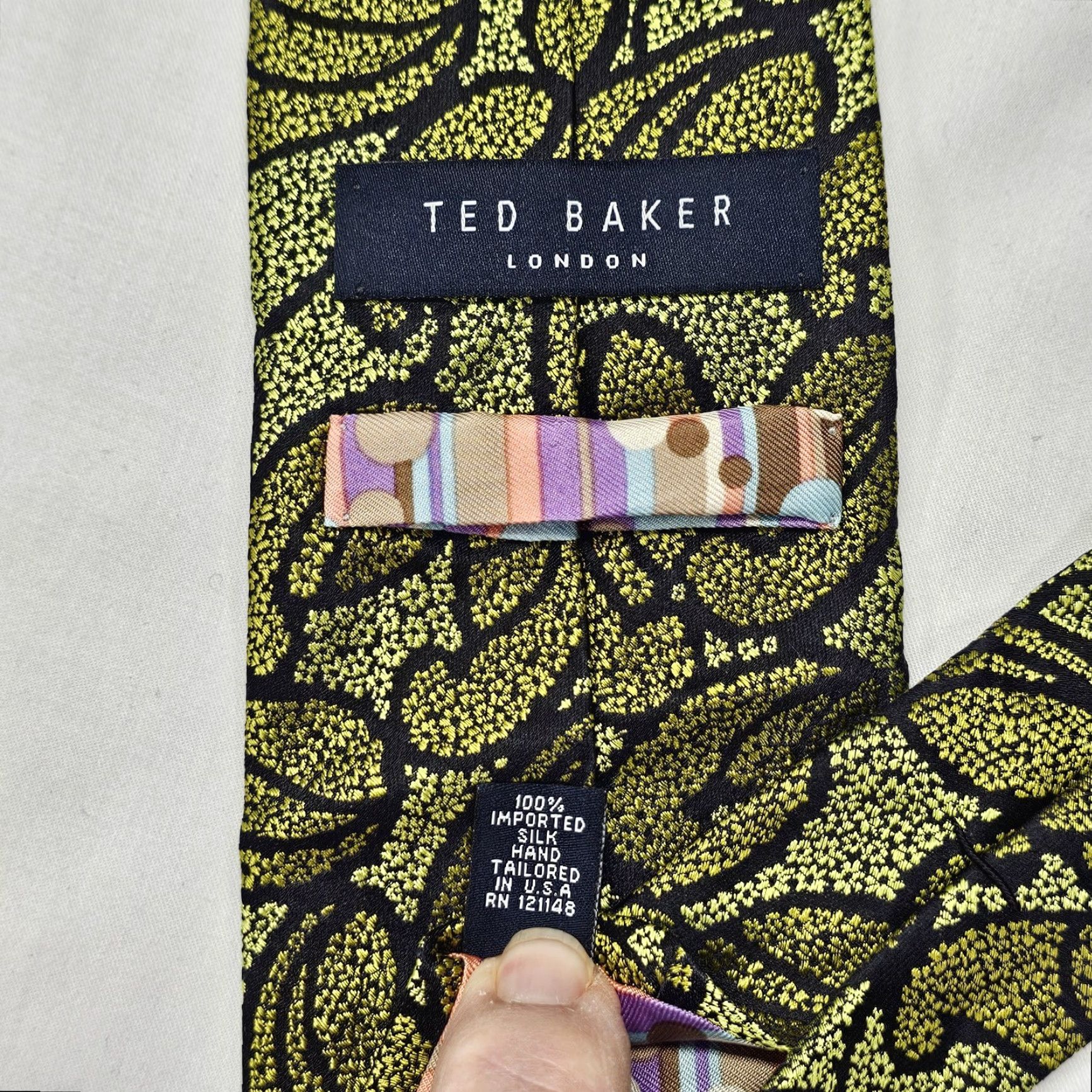 Ted Baker VINTAGE Ted Baker London Tie Paisley Silk Iridescent Green Black 58" X 3.5" Adult Men’s Silk Necktie Men's Navy Green 90s Event Wedding Size ONE SIZE - 6 Thumbnail