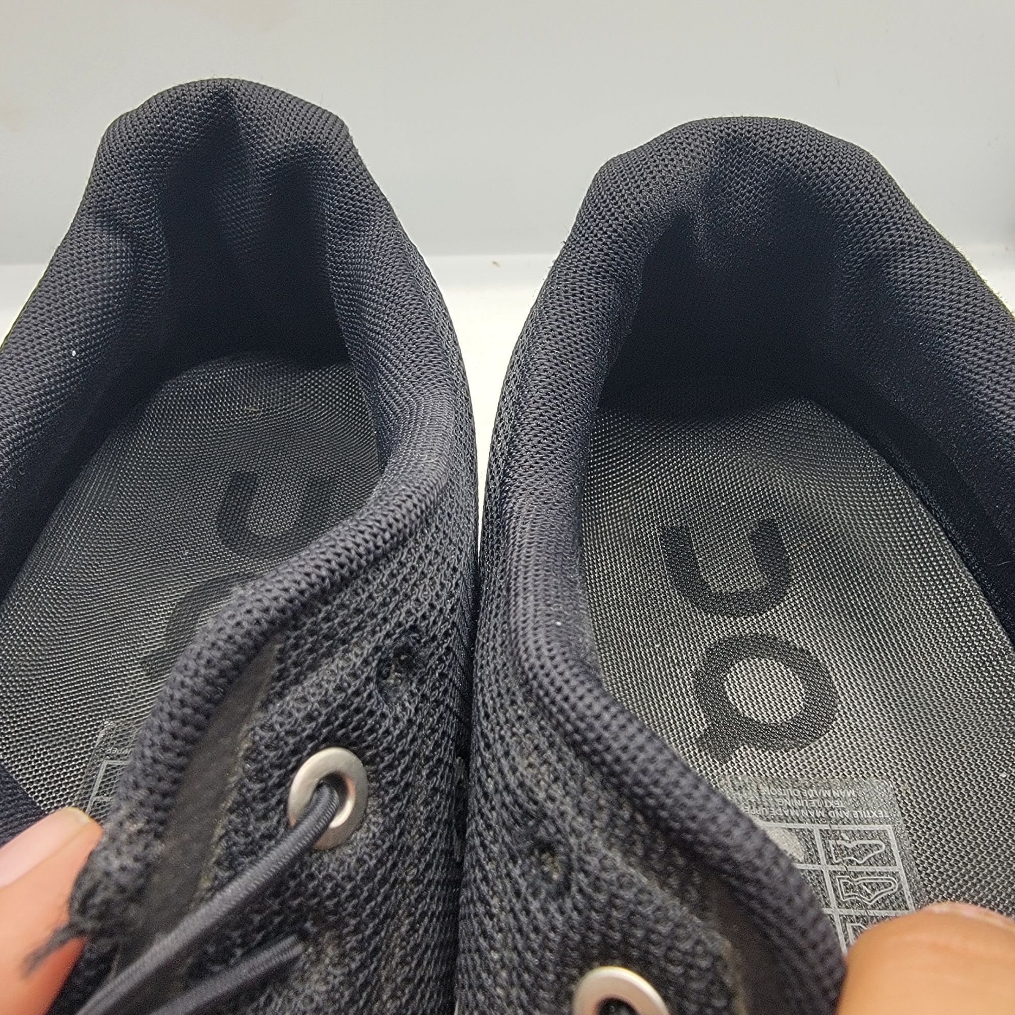 On On Cloud 5 Mens 11 Black Athletic Shoes Running Walking Comf Size US 11 / EU 44 - 9 Thumbnail
