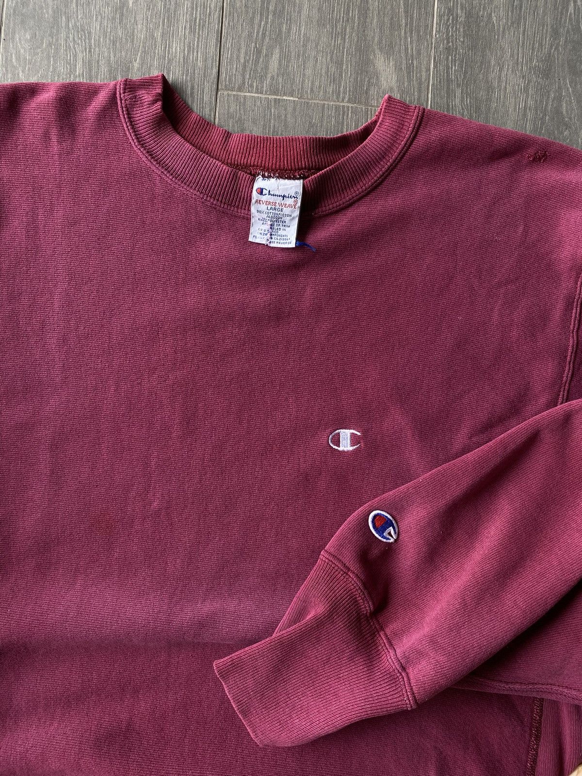Vintage Vintage 90’s Champion Reverse Weave Burgundy Sweatshirt 🍒🍇 Size US L / EU 52-54 / 3 - 1 Thumbnail