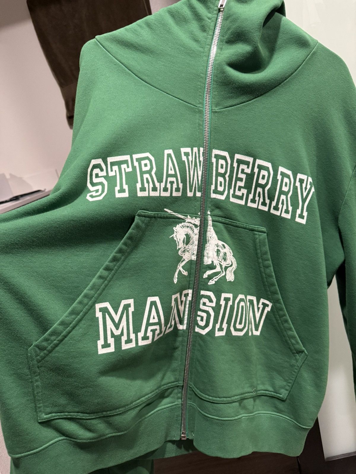 Unwanted Unwanted Strawberry Mansion Zip-Up Hoodie (L) Size US L / EU 52-54 / 3 - 10 Thumbnail