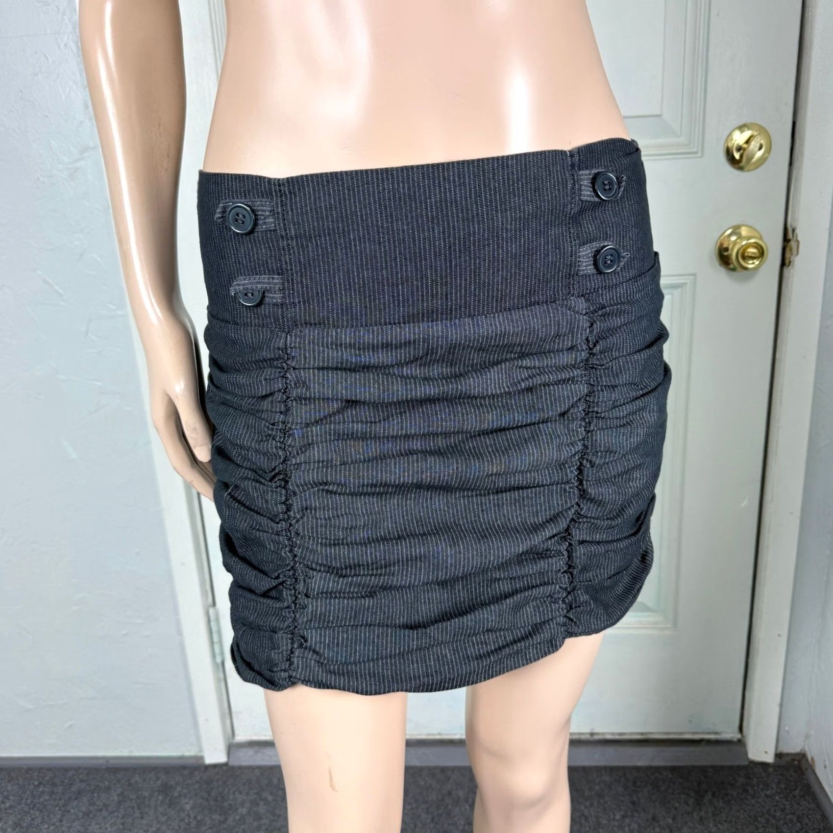 Vintage VINTAGE Valia Skirt Large L Gray Casual Mini Pencil Ruched Cotton Polyester Ribbed Waist stretch Glam Rock Girls Women Size 36" / US 14 / IT 50 - 2 Thumbnail