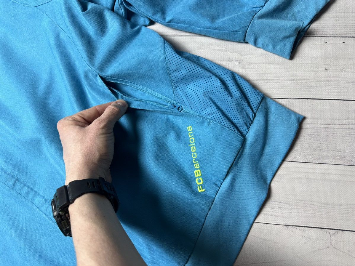 Nike × Vintage Vintage Nike Barcelona track jacket blue rare size XL Size US XL / EU 56 / 4 - 4 Thumbnail