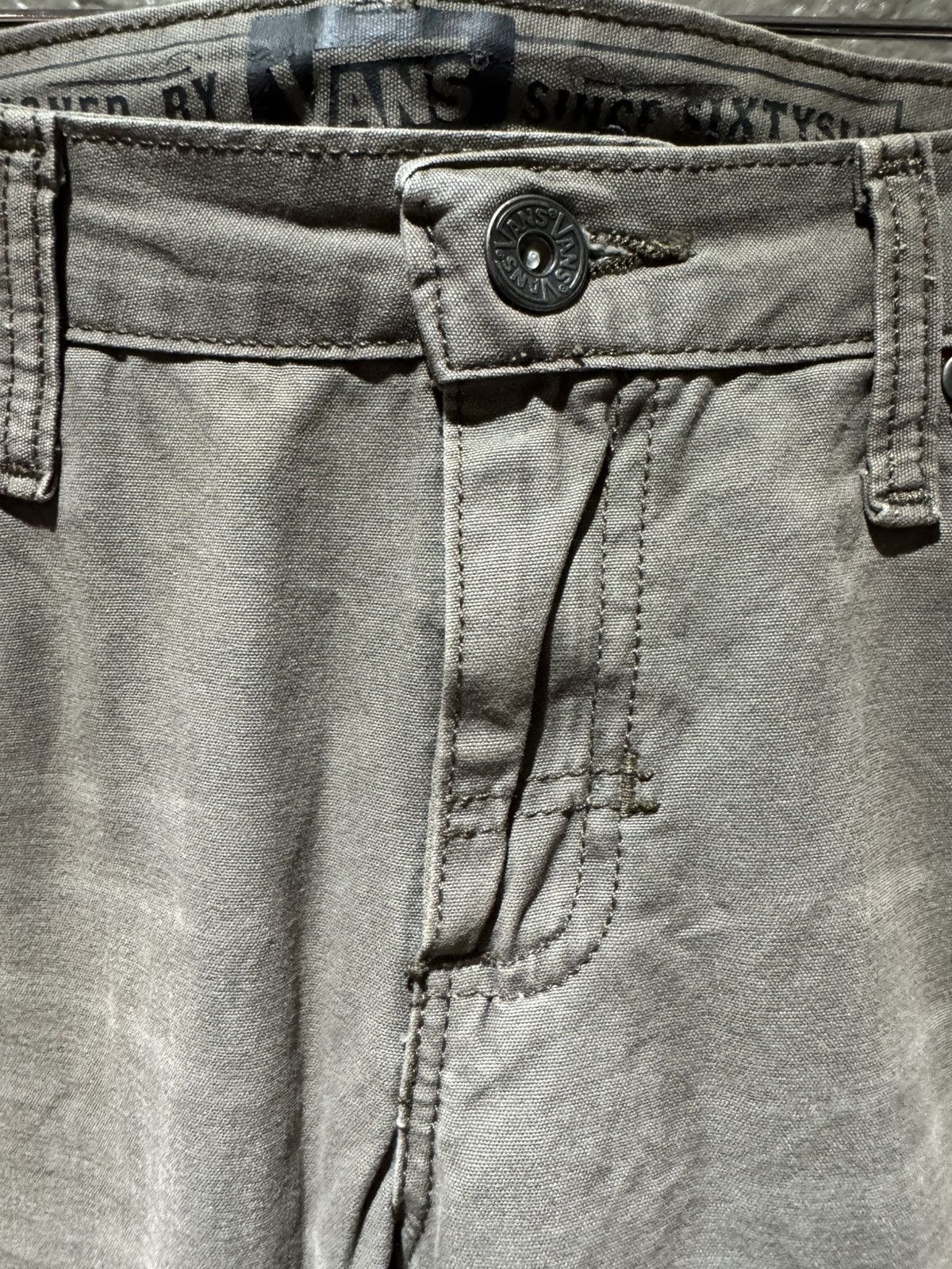 Vans Vans Brown Skinny Slim Chino Pants Skull Rivet Slight Fade Size US 30 / EU 46 - 3 Thumbnail