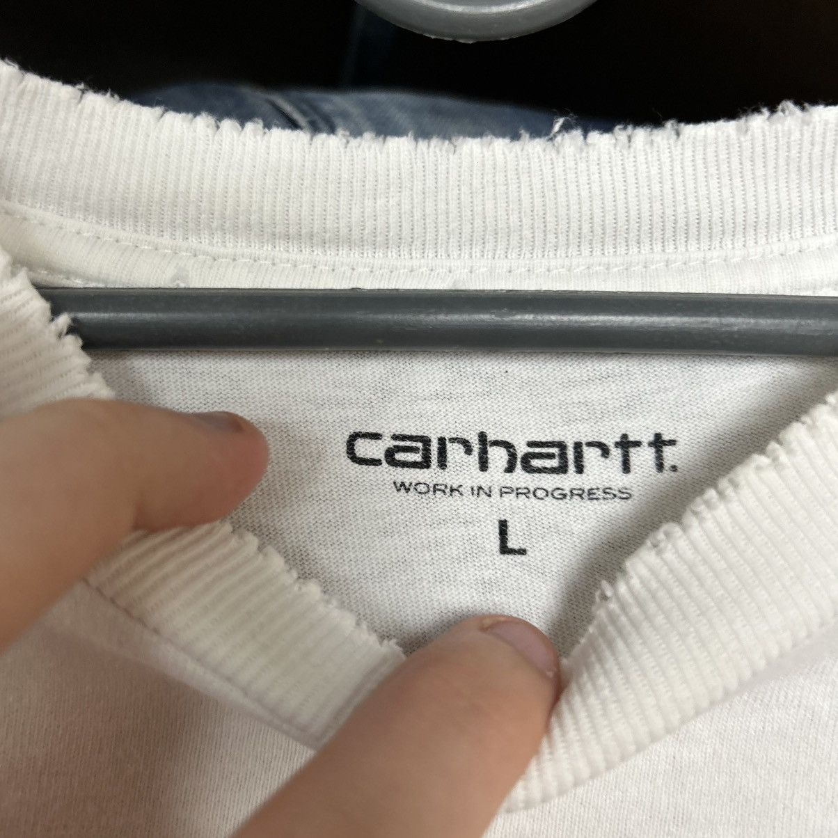 Carhartt Mens Carhartt Wip Big logo Distressed style y2k tee Size US L / EU 52-54 / 3 - 13 Thumbnail