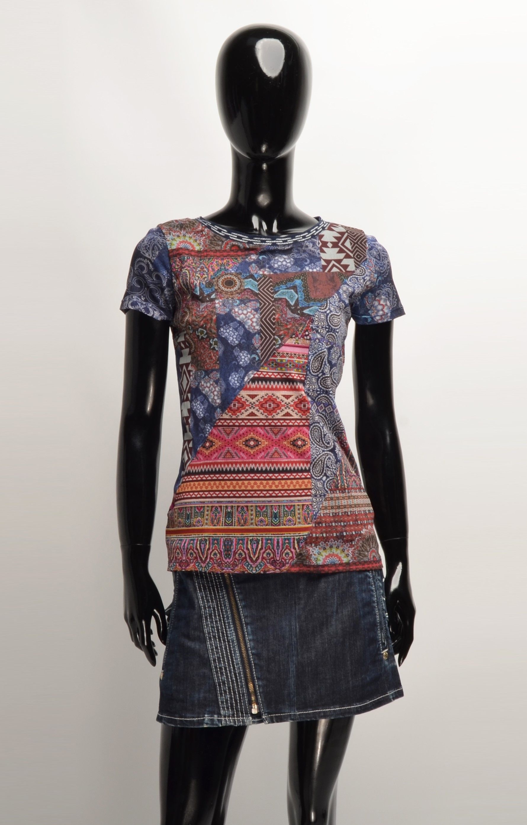 Desigual Desigual Multicolor Boho Mesh T-shirt Size XS / US 0-2 / IT 36-38 - 1 Thumbnail