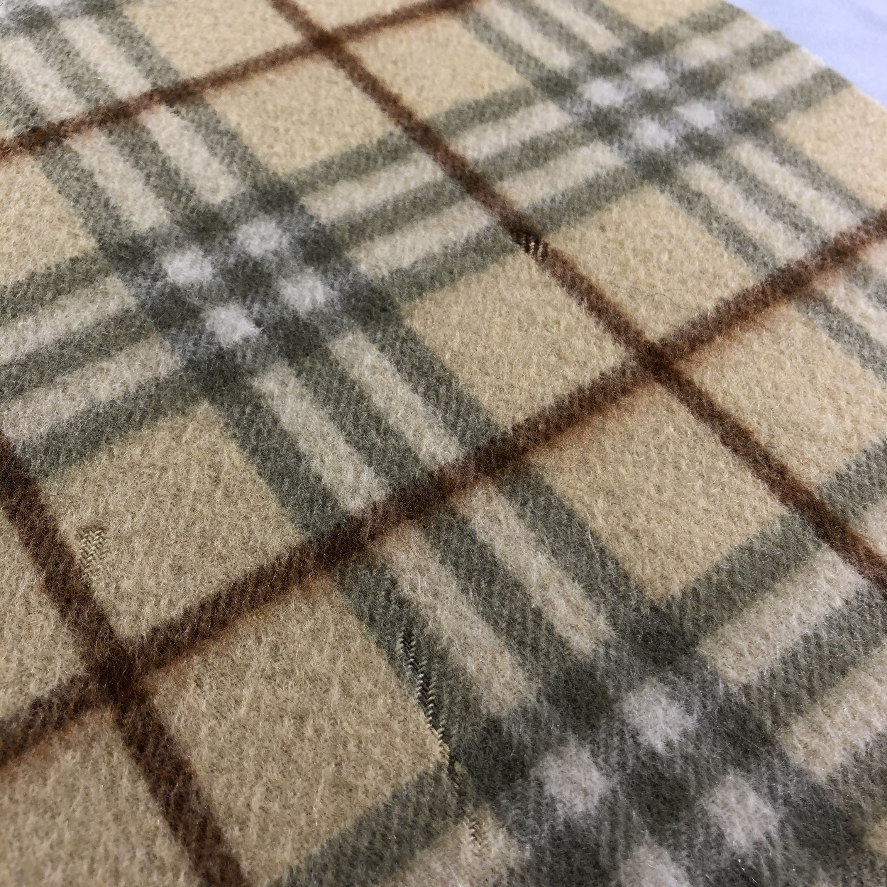 Burberry Burberrys Nova Check Cashmere Scarf Muffler Neckwear V2448 Size ONE SIZE - 10 Thumbnail