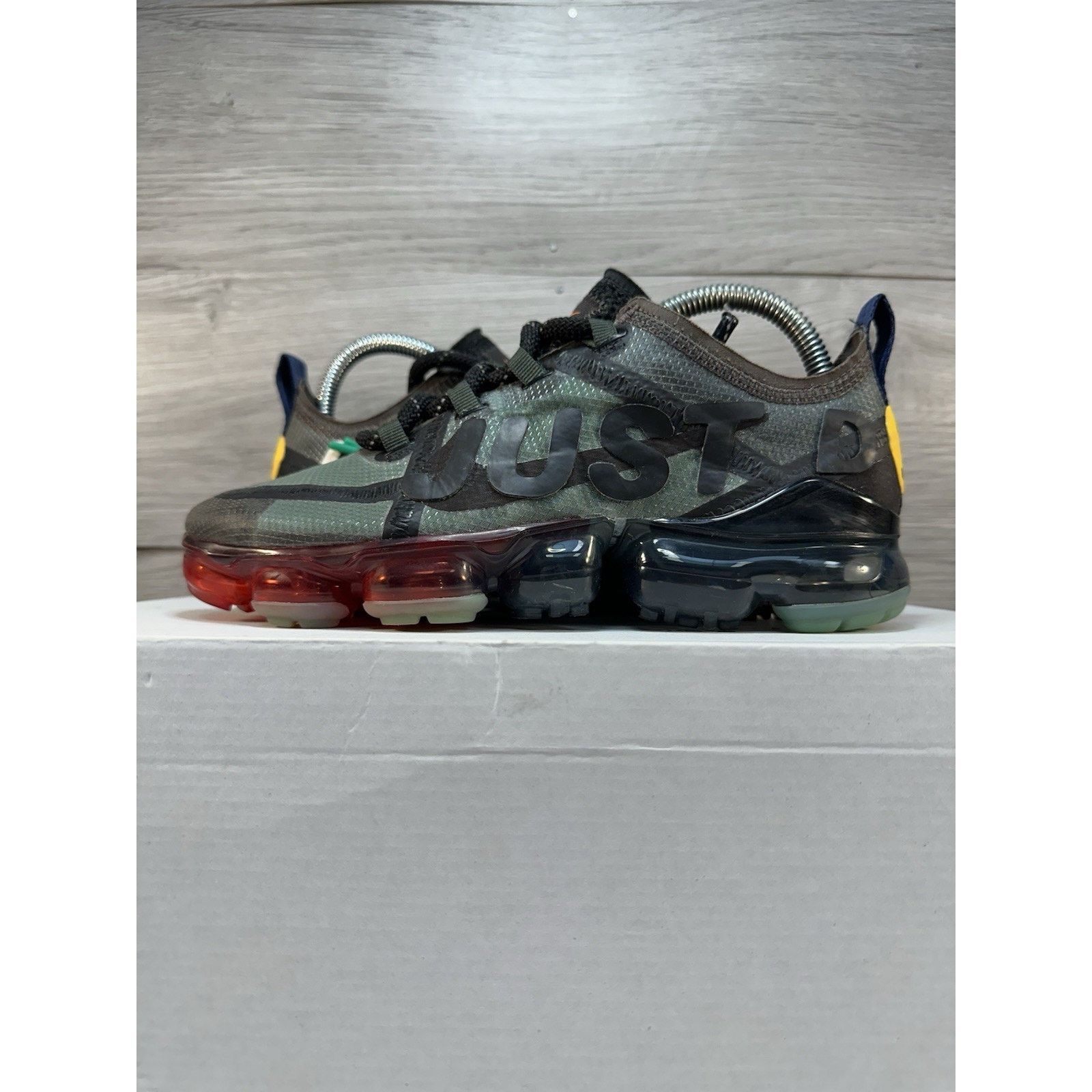 Cactus Plant Flea Market × Nike Nike Cactus Plant Flea Market x VaporMax Gray W Size 8w/6.5m Size US 8 / IT 38 - 1 Thumbnail
