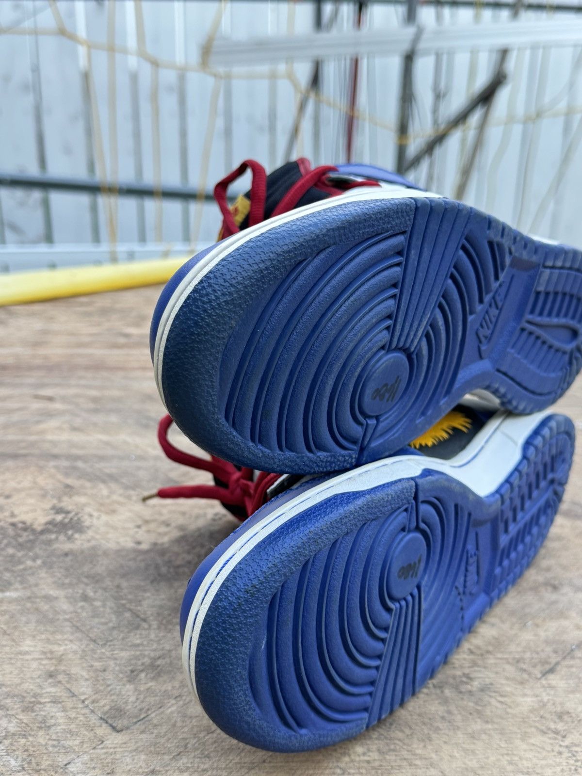 Nike Nike SB Dunk High “Comic” Size US 10.5 / EU 43-44 - 5 Thumbnail
