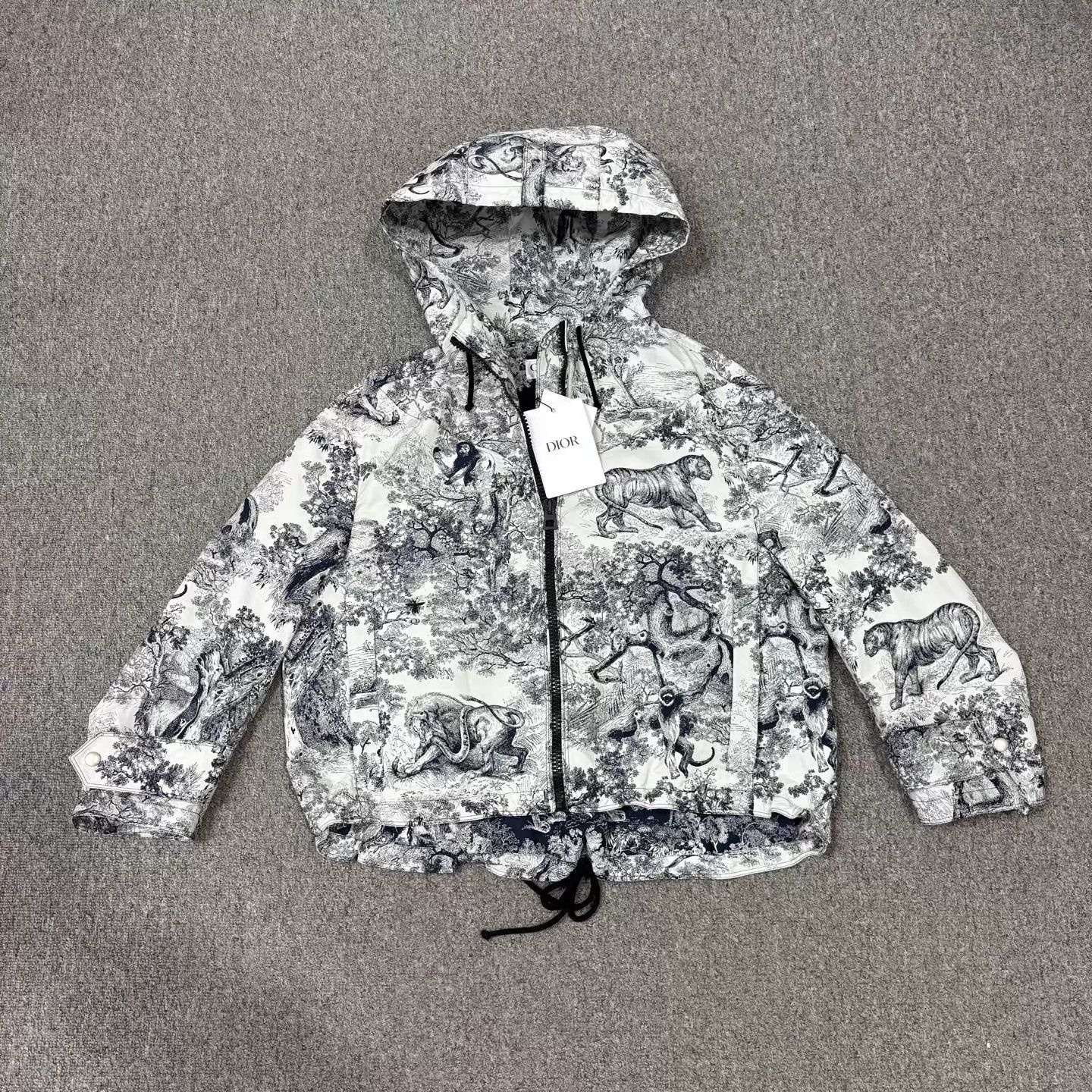 Dior Dior Gray Zoo hooded jacket Unused XS Size US XS / EU 42 / 0 - 1 Thumbnail