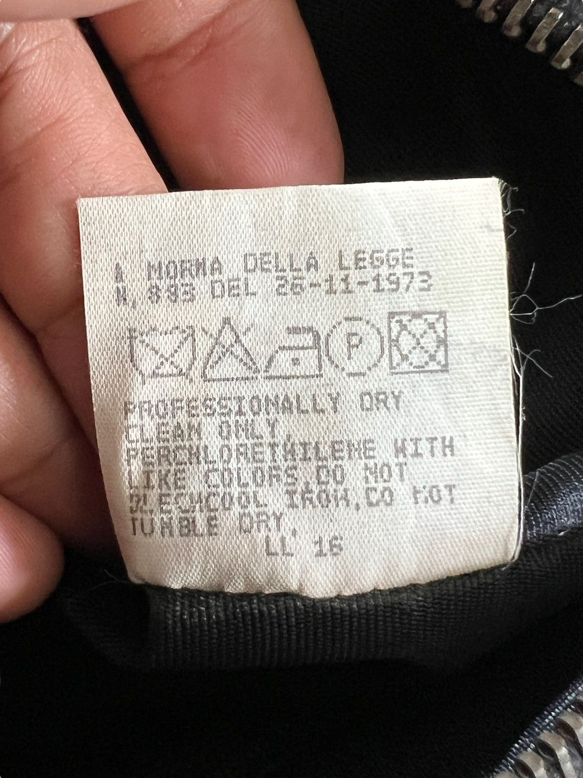 Dolce & Gabbana Rare 1980s Dolce & Gabbana Multipocket Crossbody Bag Size ONE SIZE - 14 Thumbnail