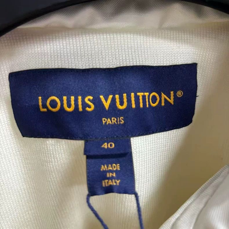 Other Louis Vuitton White Lapel Button Short Long Sleeve Jacket Size S / US 4 / IT 40 - 3 Thumbnail
