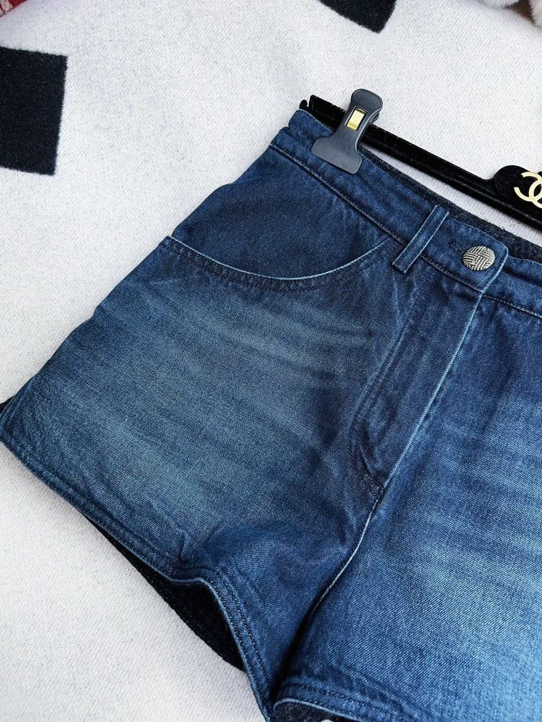 Chanel Chanel Blue Denim Shorts Size 35" - 4 Thumbnail