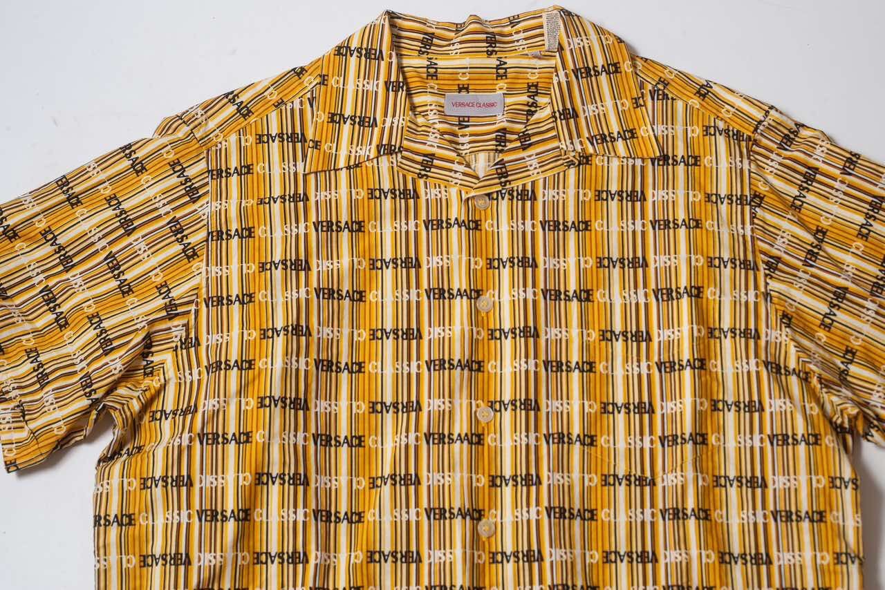 Versace versace printed monogram shirt Size US XL / EU 56 / 4 - 11 Thumbnail