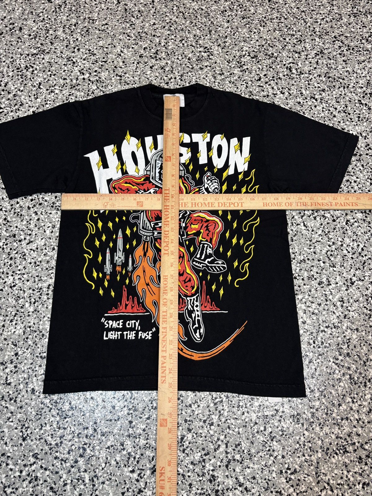 NBA × Warren Lotas Warren Lotas X NBA “Space City, Light The Fuse” T-Shirt Sz S Size US M / EU 48-50 / 2 - 6 Thumbnail
