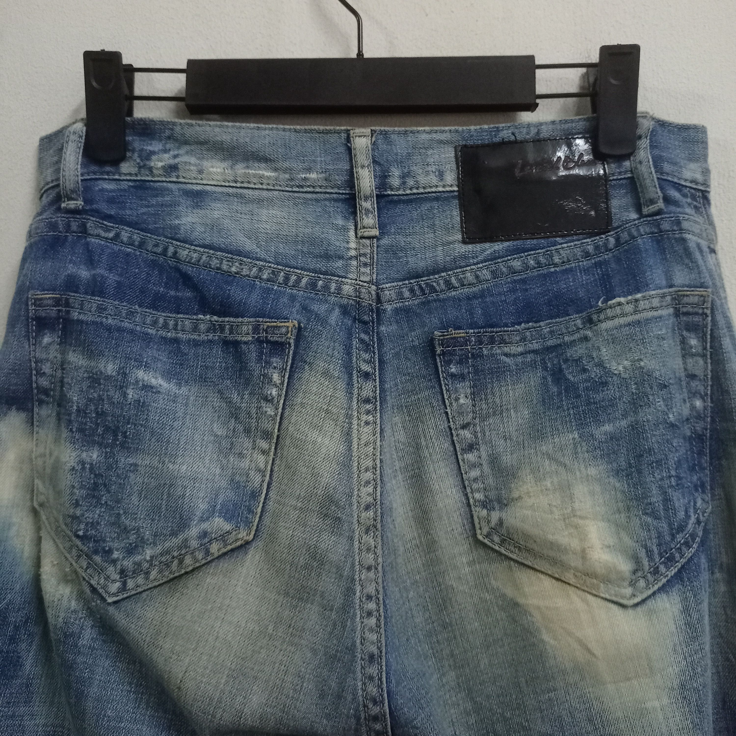 Japanese Brand Vintage Japanese Brand Acid Wash Distressed Style Jeans Size US 29 - 7 Thumbnail