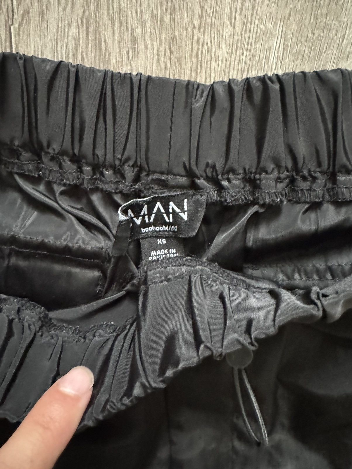 Boohoo Parachute Pants (size XS) Size US 30 / EU 46 - 2 Thumbnail