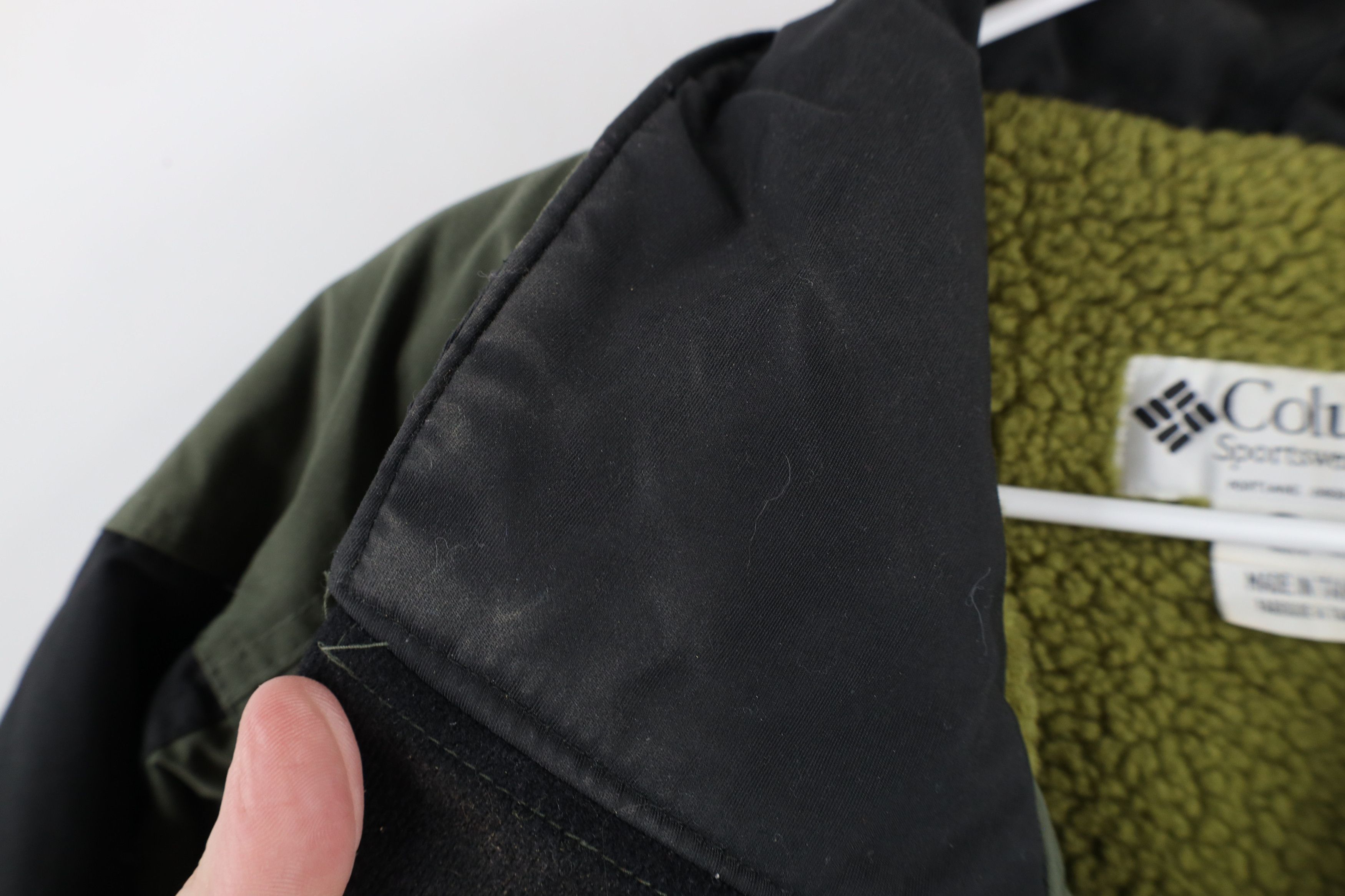 Columbia × Vintage Vintage 90s Columbia Block Deep Pile Fleece Lined Jacket Size US M / EU 48-50 / 2 - 10 Thumbnail