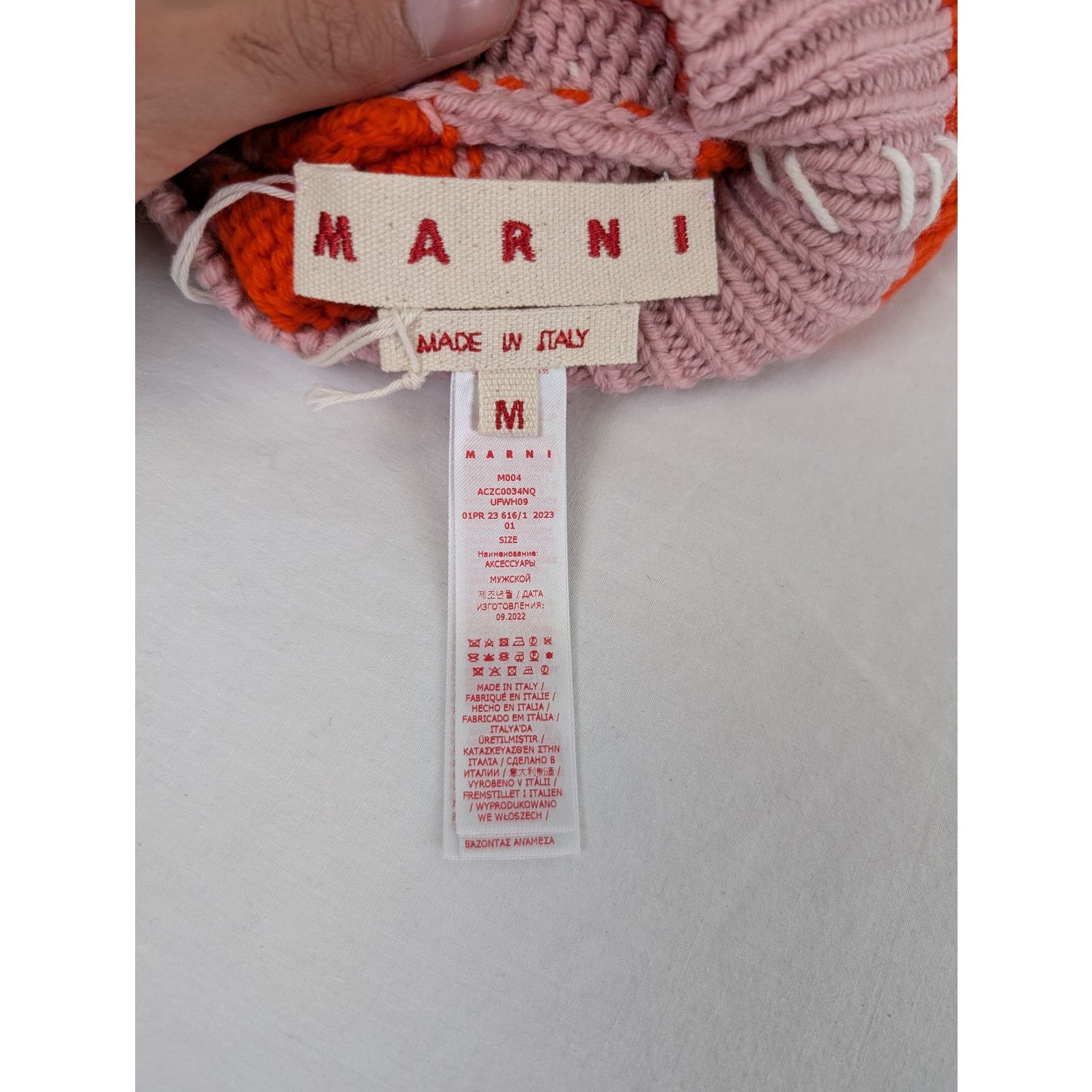 Marni o1rshd1 Size: M / Balaclava Scarf Cap / Hat in Red Stripe Size ONE SIZE - 12 Thumbnail
