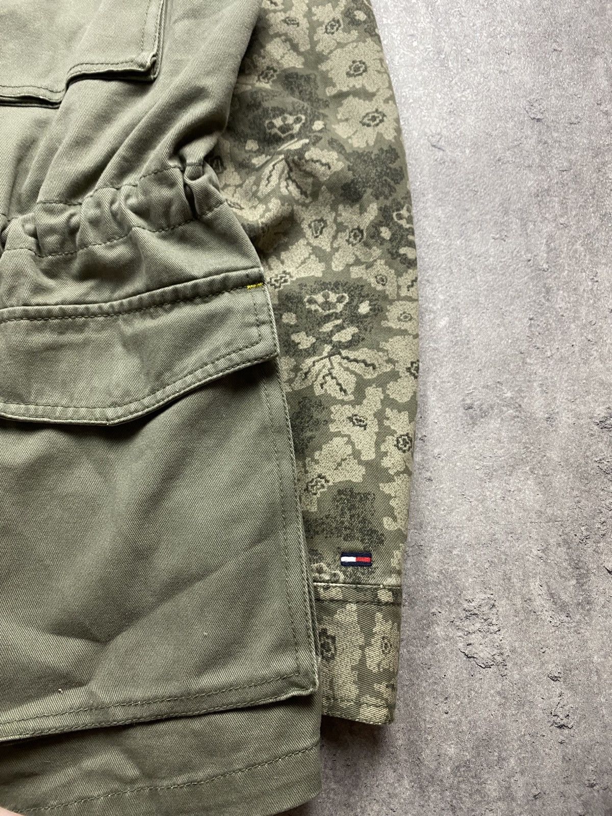 Japanese Brand × Tommy Hilfiger Jacket Tommy Hilfiger military casual 90’s MA-1 denim rare Size L / US 10 / IT 46 - 7 Thumbnail