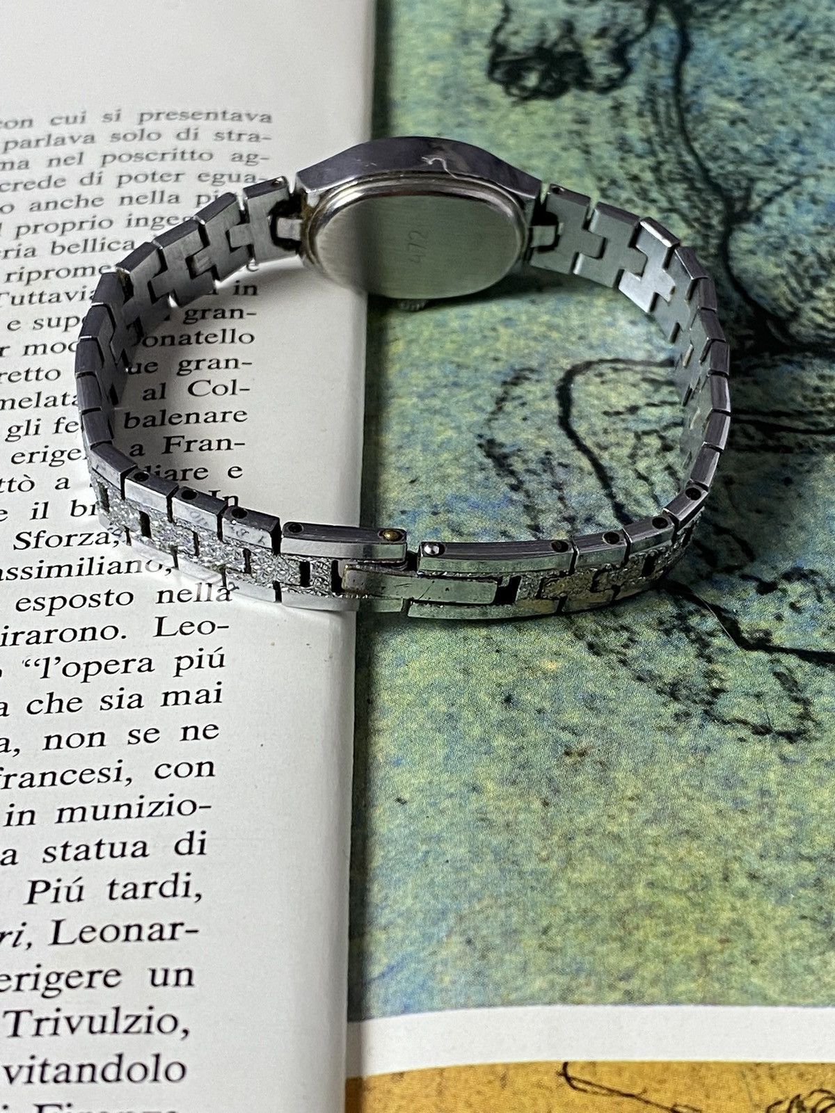 Jewelry Vintage Luch Watch Retro Soviet Mechanical Dainty Rare Size ONE SIZE - 4 Thumbnail