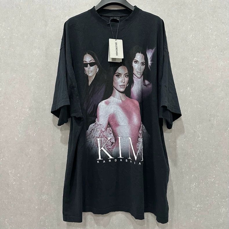 Balenciaga Balenciaga Kardashian Portrait Photo Short Sleeve Size US XL / EU 56 / 4 - 1 Thumbnail