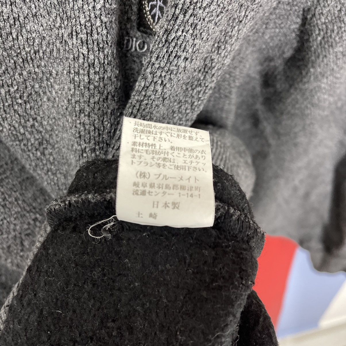 Vintage Vintage CLAUDIO VALENTINO Crew Neck Sweatshirt #1417/AW Size US L / EU 52-54 / 3 - 7 Thumbnail