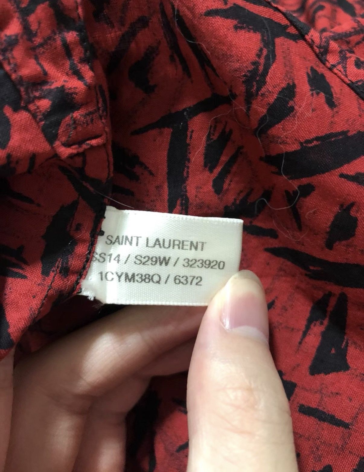 Saint Laurent Paris Saint Laurent (SLP) 14SS Runway Dark Red Thorn Print Shirt Size US M / EU 48-50 / 2 - 7 Thumbnail