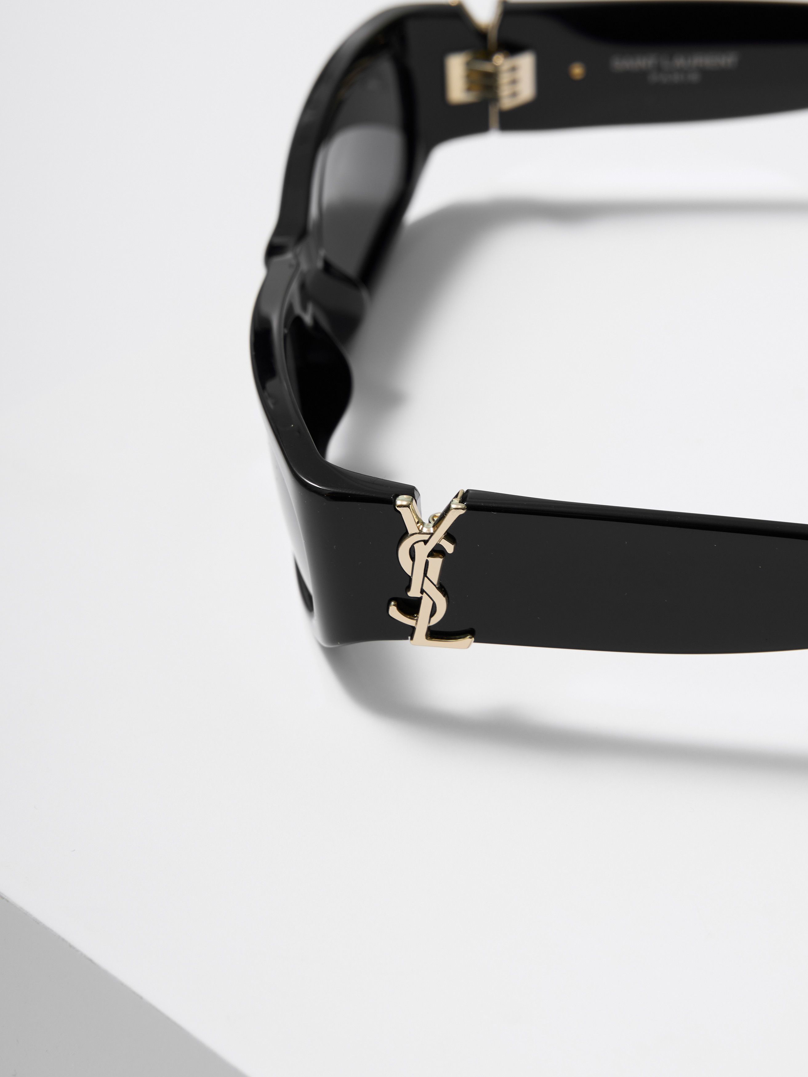 Saint Laurent Paris SAINT LAURENT SL M152 001 SUNGLASSES Size ONE SIZE - 7 Thumbnail
