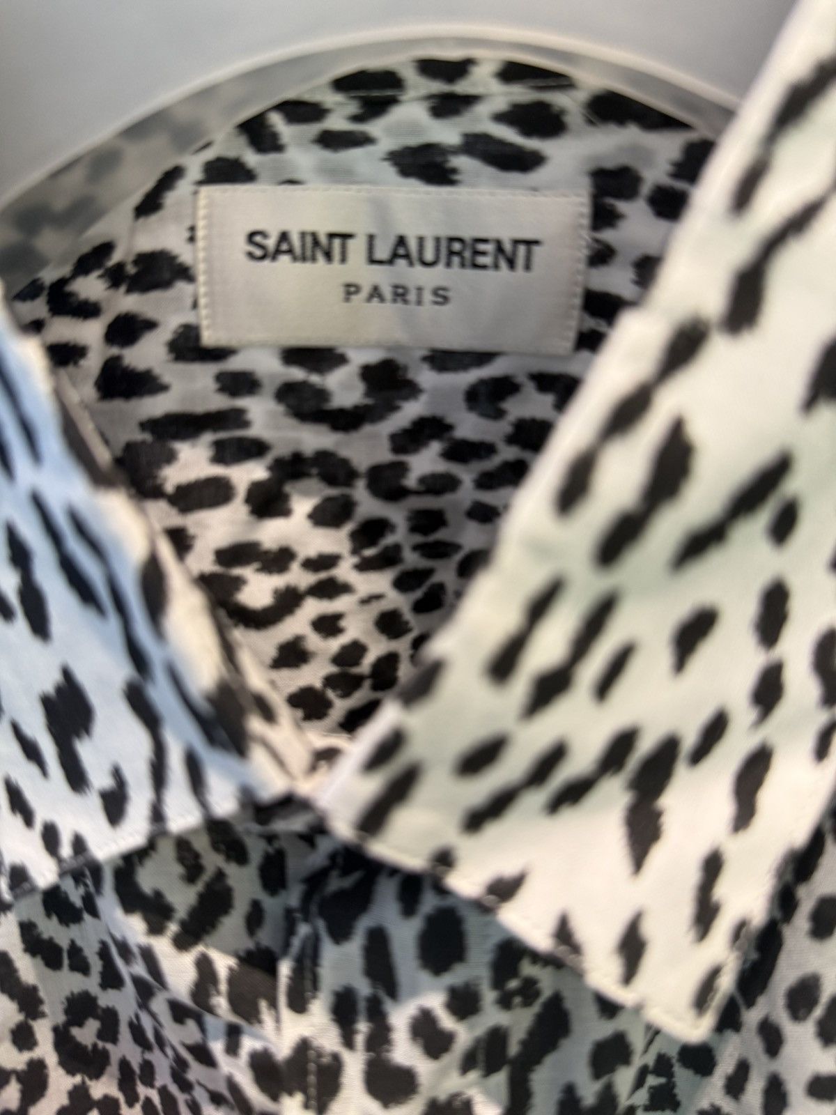 Saint Laurent Paris white Leopard的print the western shirt collar size40 Size US M / EU 48-50 / 2 - 10 Thumbnail