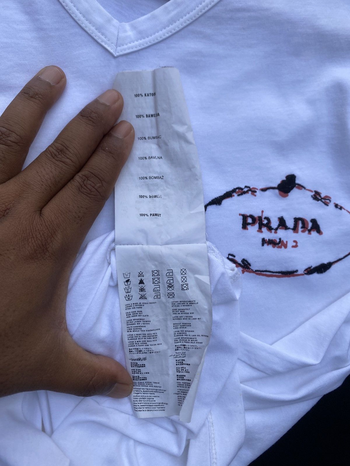 Prada Rare PRADA Man V Neck Tshirt Size US S / EU 44-46 / 1 - 18 Thumbnail