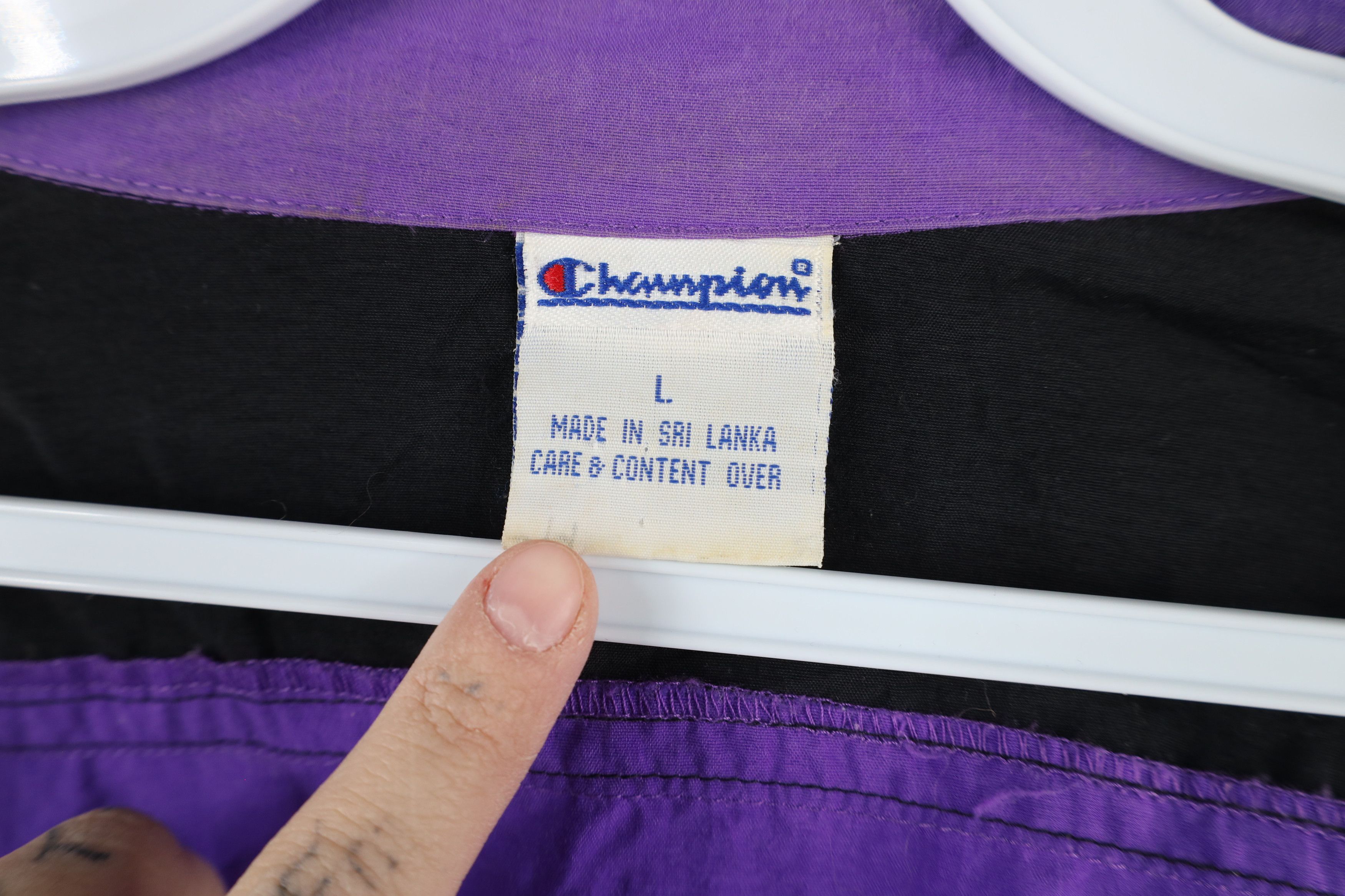 Champion × Vintage Vintage 90s Champion Reflective Windbreaker Jacket Purple Size L / US 10 / IT 46 - 10 Thumbnail