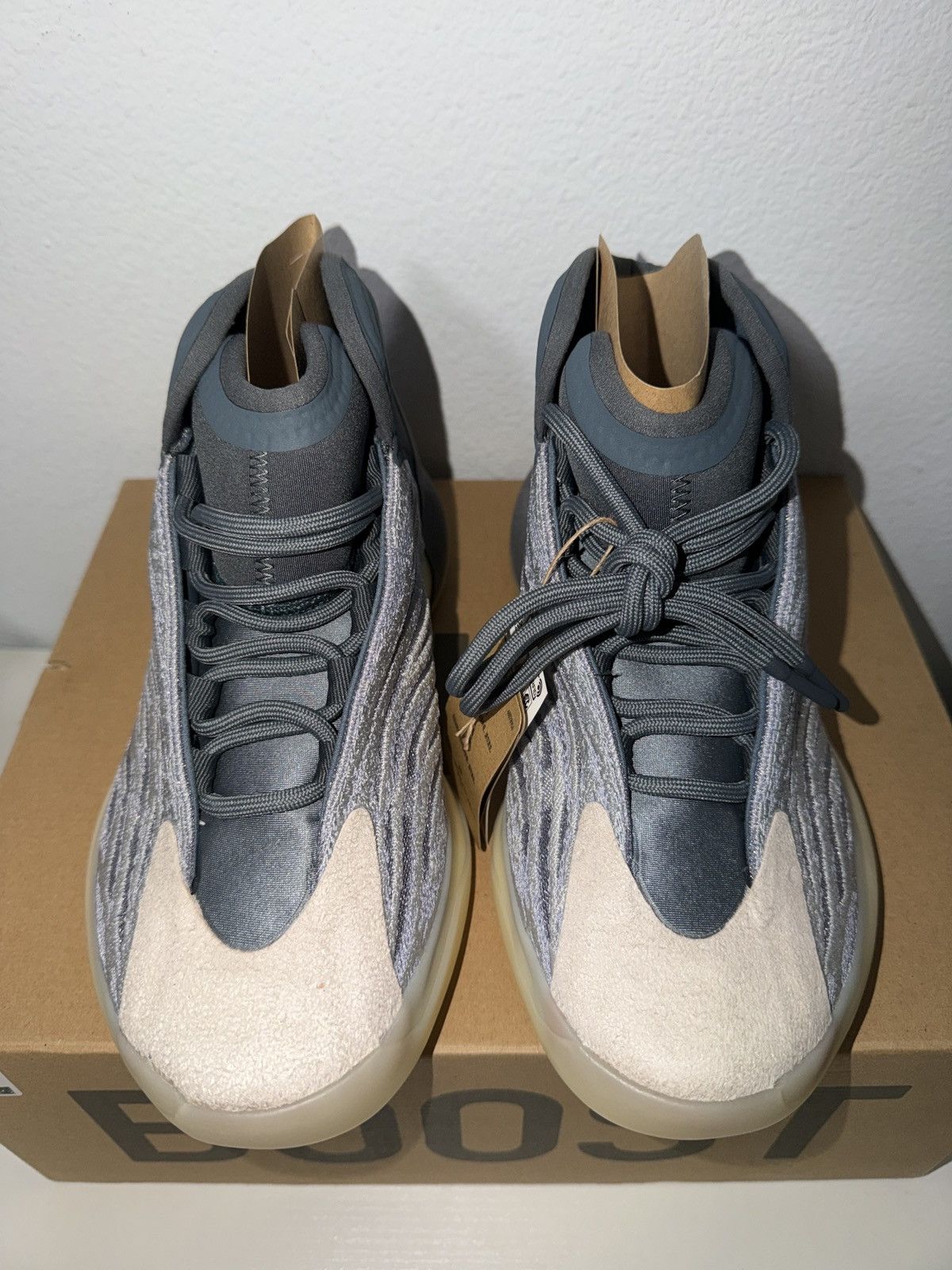 Yeezy Yeezy QNTM Mono Carbon size 7.5 Size US 7.5 / EU 40-41 - 3 Thumbnail