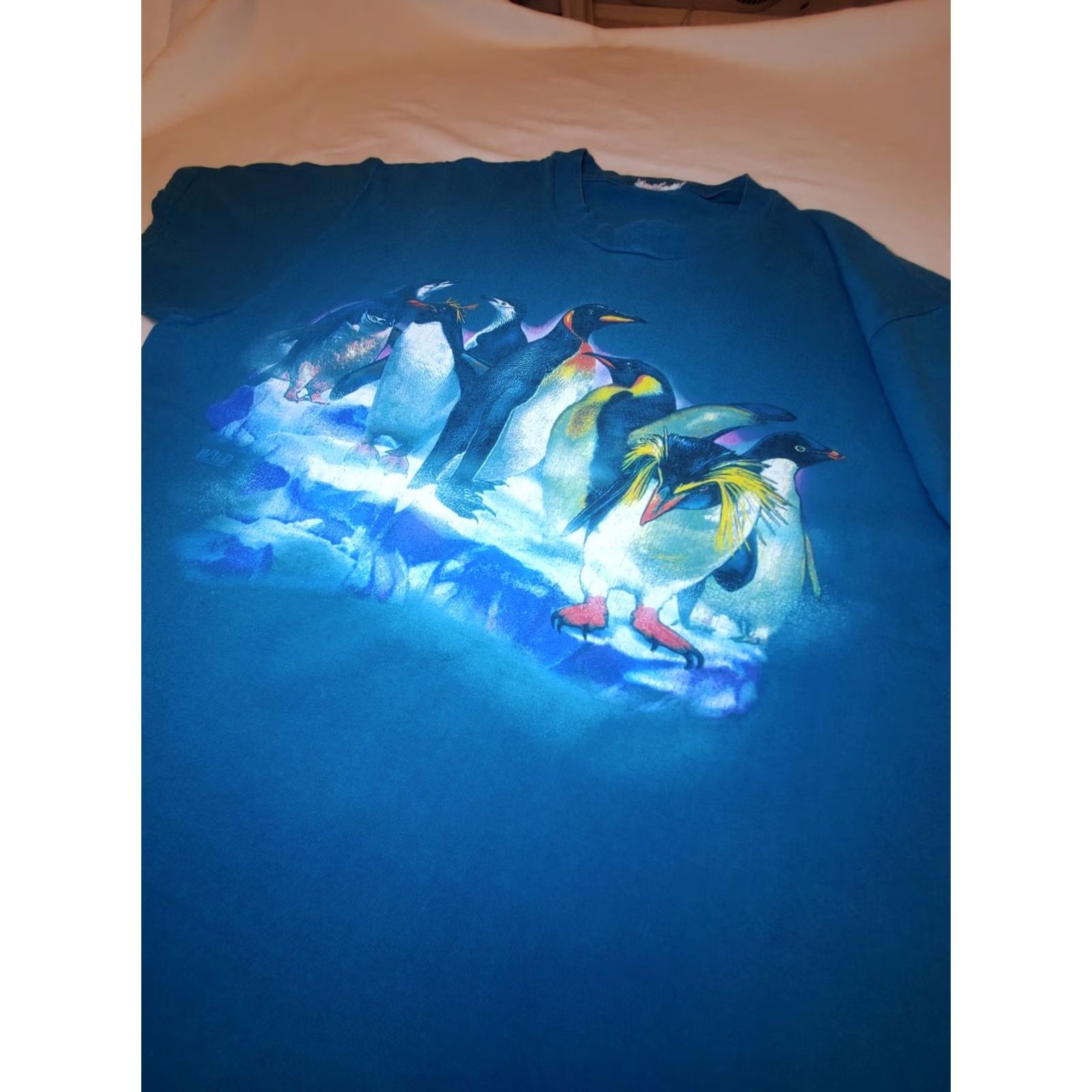 Vintage VINTAGE Sea World Penguin Mens Medium Teal Blue 90s T Shirt Size US M / EU 48-50 / 2 - 2 Thumbnail