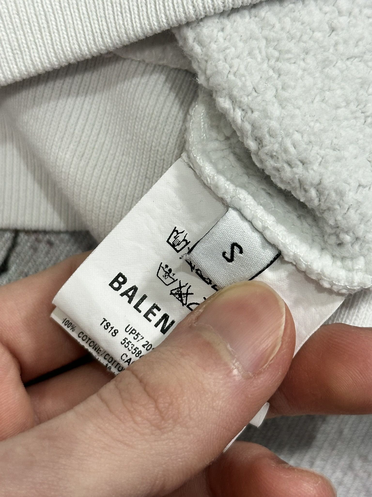 Balenciaga Balenciaga Sweatshirt Track Back Logo White Hoodie size S Size US M / EU 48-50 / 2 - 8 Thumbnail
