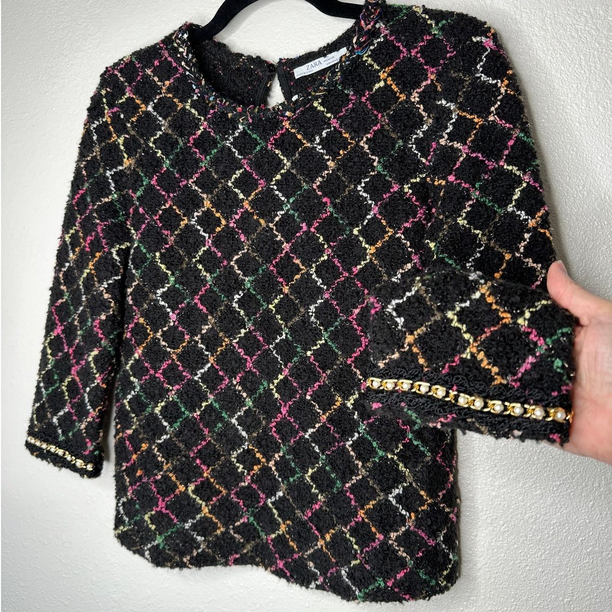 Zara Zara Black Multicolor Knit Sweater Pearls on Sleeves Top S Size S / US 4 / IT 40 - 4 Thumbnail