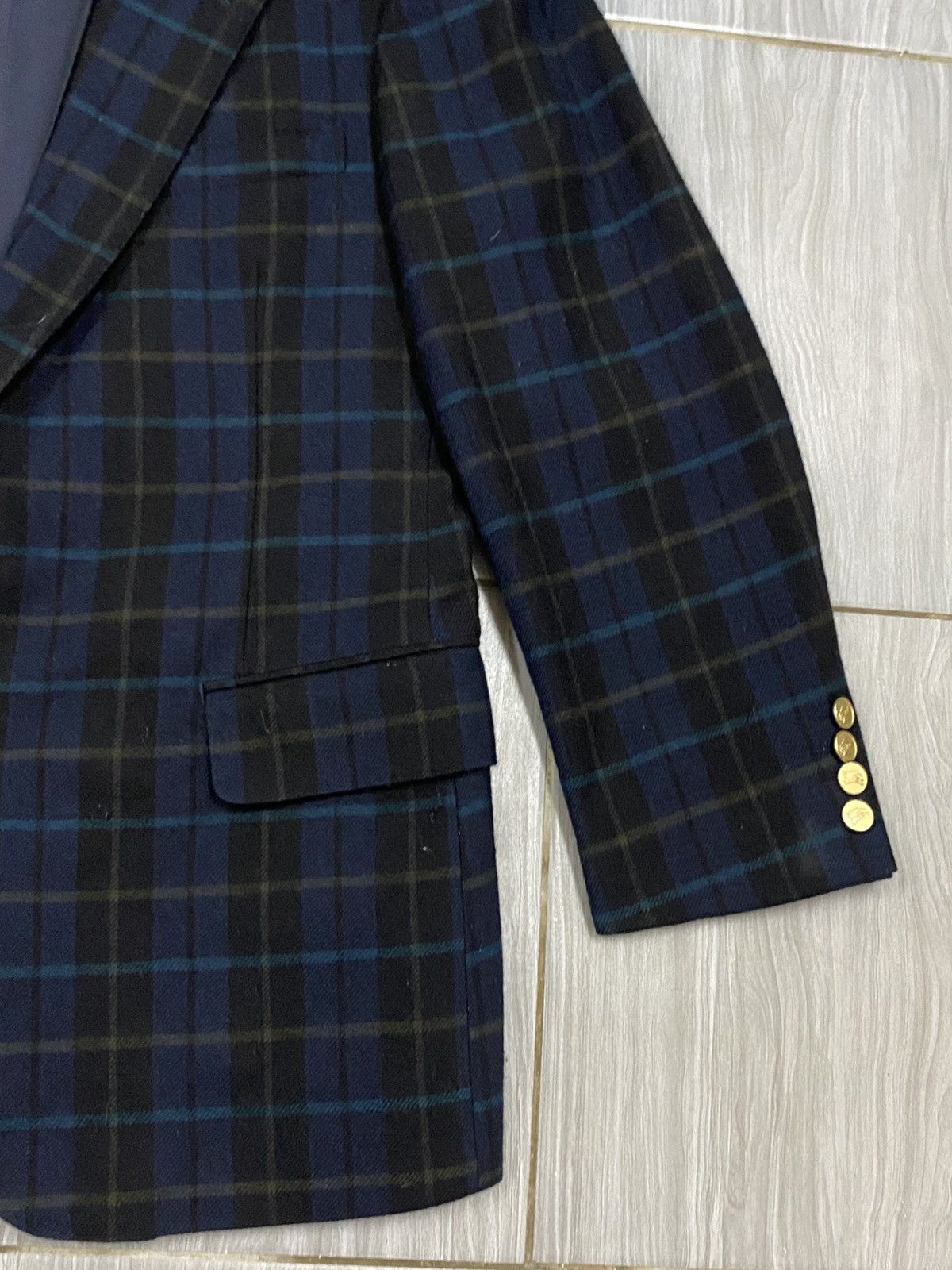 Burberry Prorsum Vtg Burberrys’ Black Watch Tartan Wool Blazer Gold Button Size US S / EU 44-46 / 1 - 5 Thumbnail