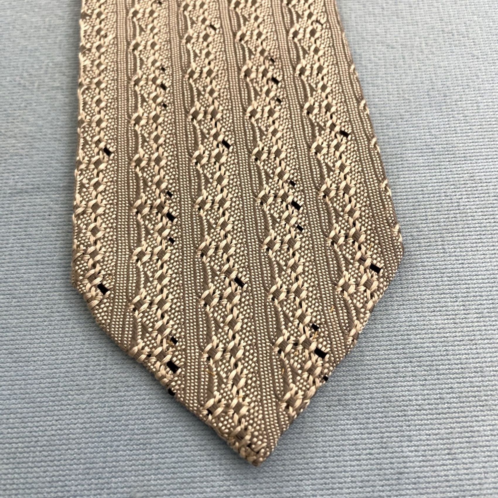 Vintage VINTAGE Neck Tie Woven Crochet Cream Tan 2.5x55 MCM Rockabilly Textured Cravat One Size Men Tie Size ONE SIZE - 2 Thumbnail