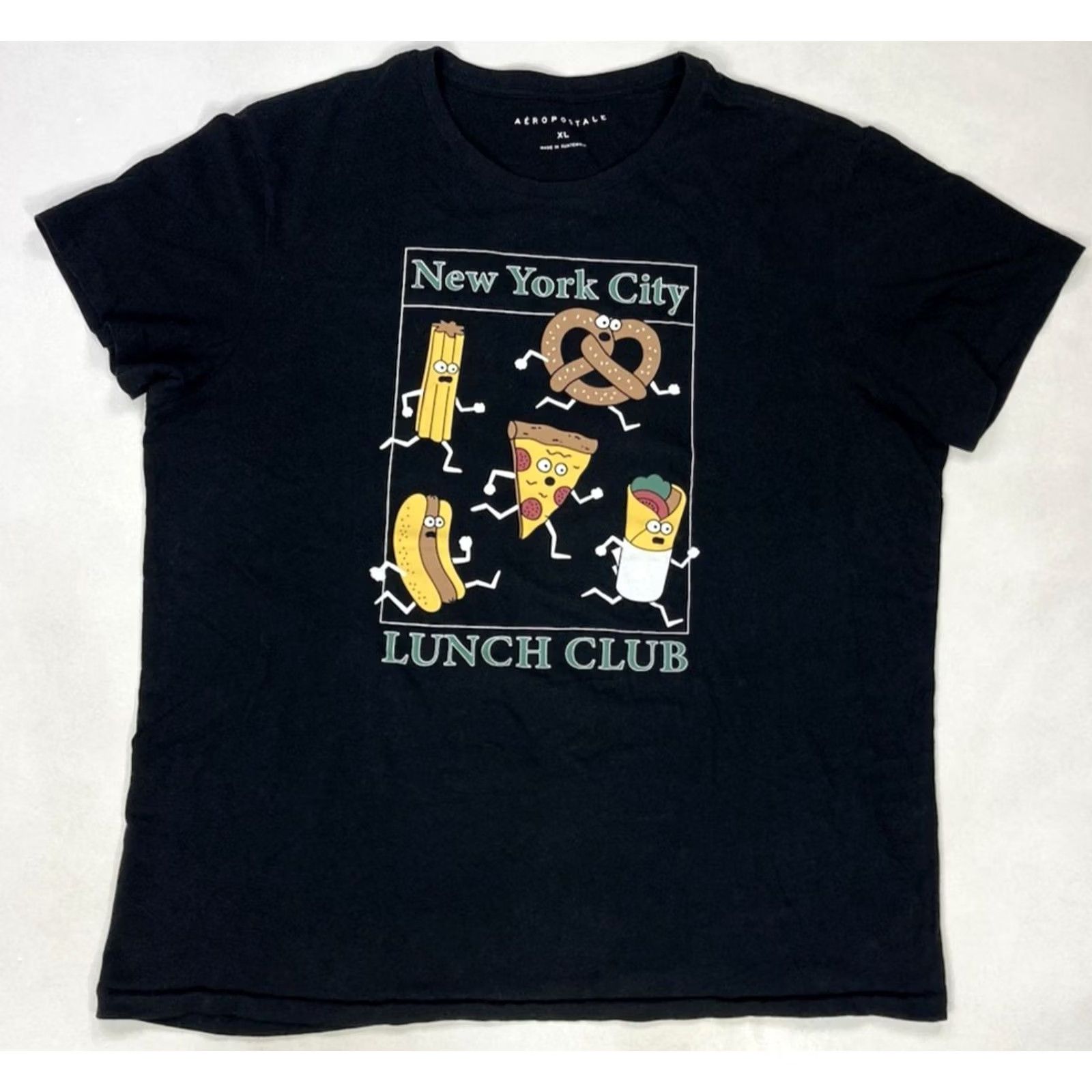 Aeropostale VINTAGE Aeropostale City Graphic T-shirt Men XL Black Short Sleeve Shirt Mens XL Black City Graphic Print Logo All Seasons Size US XL / EU 56 / 4 - 2 Thumbnail