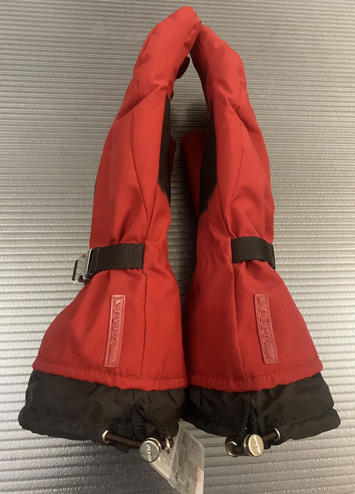 Prada Prada red techno blk deerskin buckled ski gloves 8.5 NWT Size ONE SIZE - 11 Thumbnail