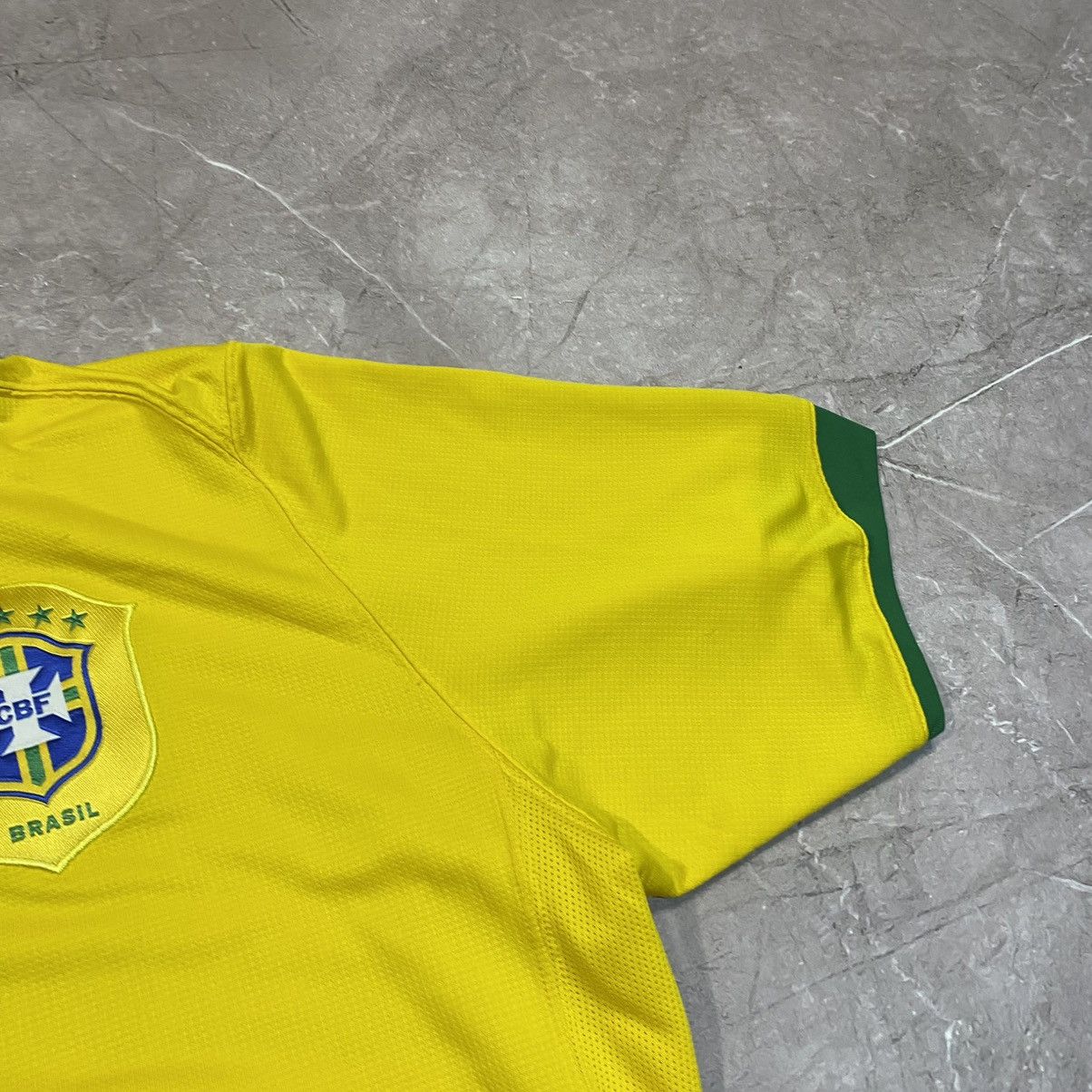 Nike × Vintage ROBINHO ! VINTAGE NIKE BRAZIL TEE SOCCER JERSEY NATION 00s Size US L / EU 52-54 / 3 - 4 Thumbnail